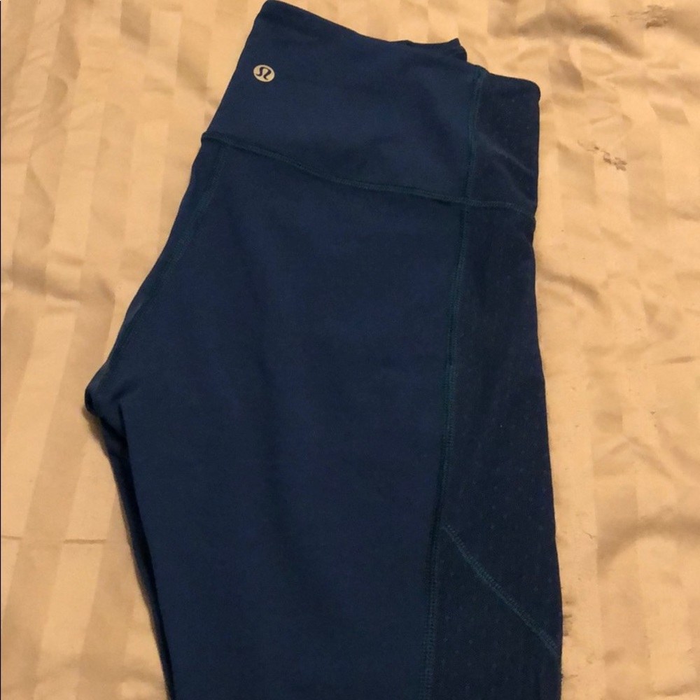 High-waisted Lululemon crop leggings